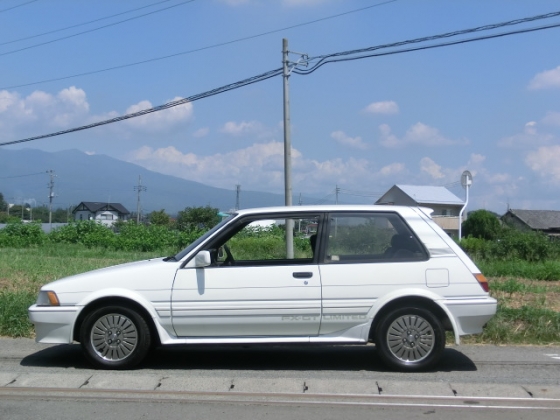 トヨタ カローラｆｘ 中古車なら格安中古車検索 オートサークル