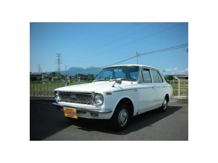 トヨタ カローラ 4dr 1100DX