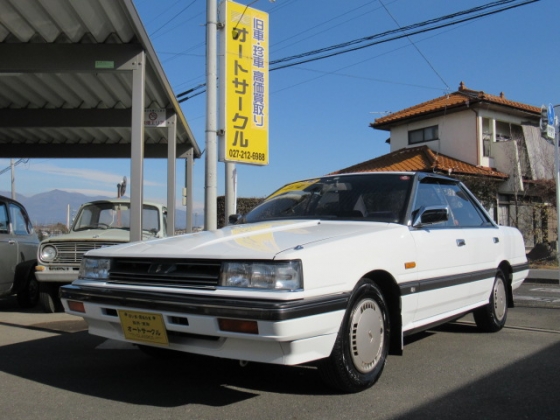 日産 スカイライン4ドアＨＴ2000ＧＴパサージュ