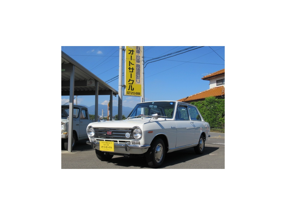 日産 サニー10002ドアセダンDXスポーツ